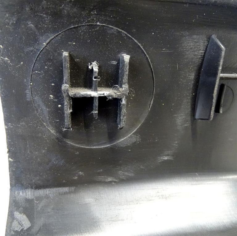 Einstiegsleiste Schwellerabdeckung Verkleidung Rechts 15266740 05-13 Corvette C6 Bild 3