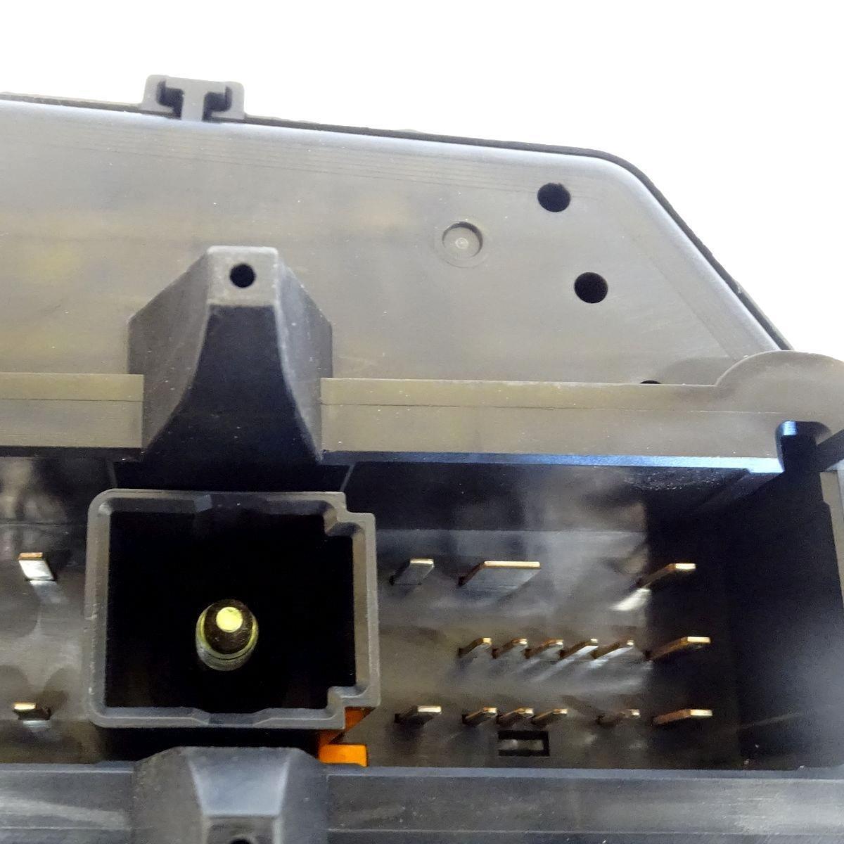 Sicherungskasten 25771741 07-13 Cadillac SRX Bild 7