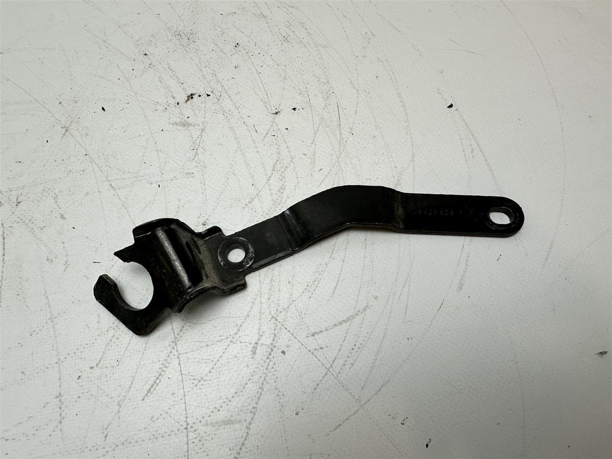 Halterung Schaltseil Automatikgetriebe 10347392 05-13 Corvette C6 Bild 2