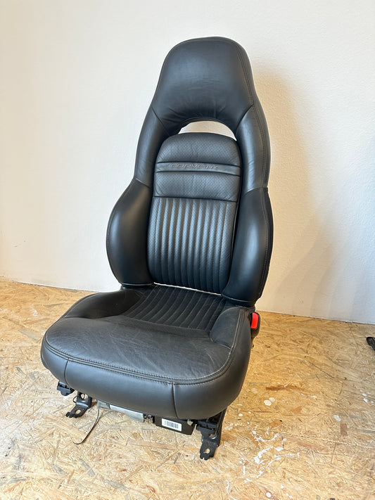SKU 10073 - Beifahrersitz Leder Sitz Vorne Rechts 1997-2004 Corvette C5 5.7L V8 - Bild 1
