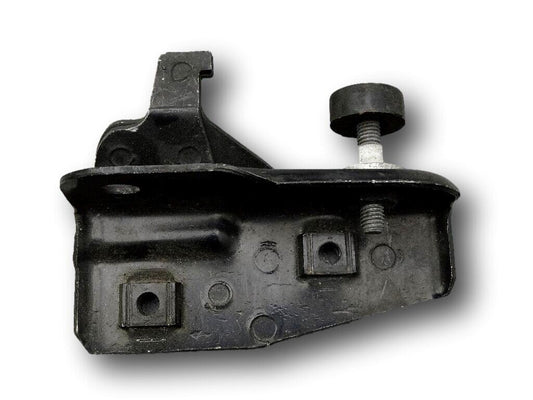 Corvette Halterung Metall Motorhaube Bild 1