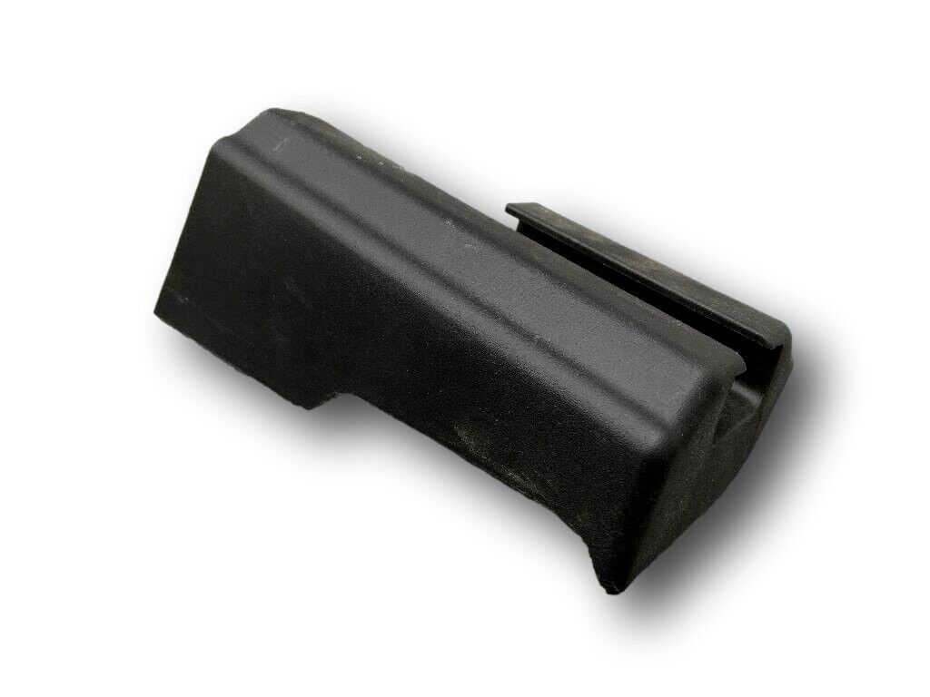 Ford Mustang V Abdeckung Sitzschiene Links Schwarz 4R33-63618C84-BF Bild 2