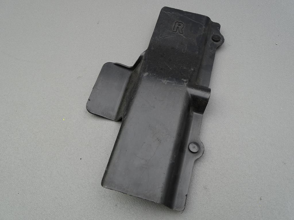 Ford Mustang 05-09 Abdeckung Abdeckkappe RH 6R33-8102-AA 6R33-8102-AA Bild 1