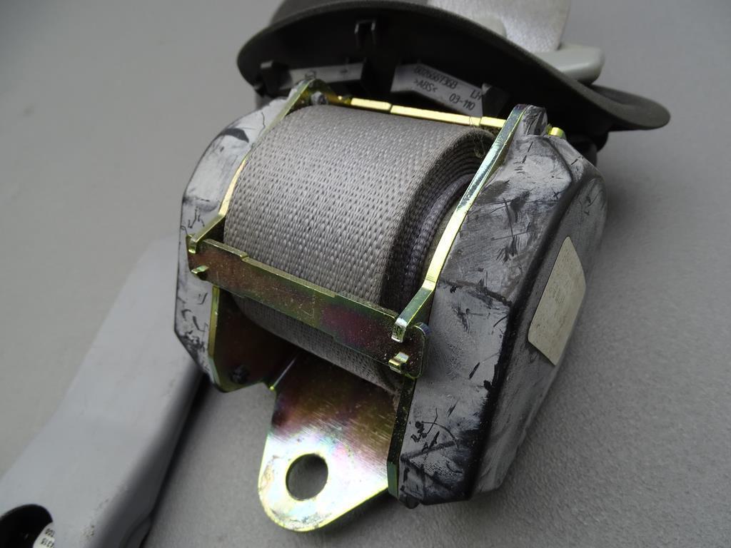 Sicherheitsgurt Links Grau 05-13 Corvette C6 Bild 2