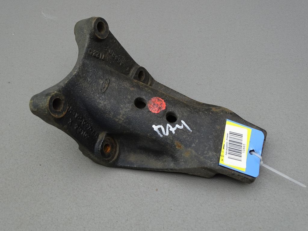 Ford F-Serie Motor Halterung Halter Metall 1R3V-6037-AA 1R3V-6037-AA Bild 3