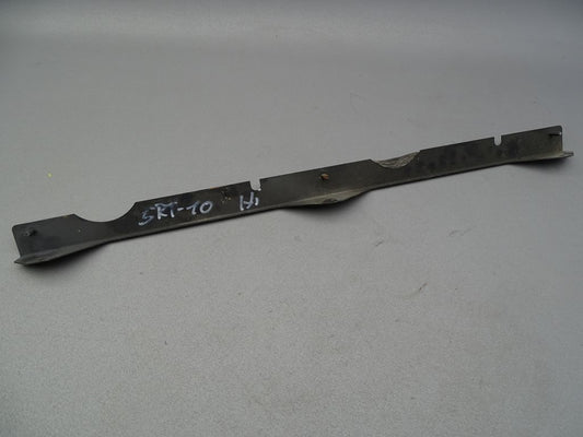 Dodge Viper SRT-10 Metallhalter Leiste Halter Hinten Bild 1