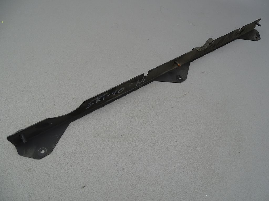 Dodge Viper SRT-10 Metallhalter Leiste Halter Hinten Bild 2