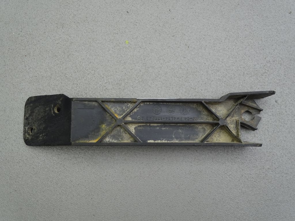 Ford F150 XLT Halter Links Halterung 4L34-17E943-AE Bild 3