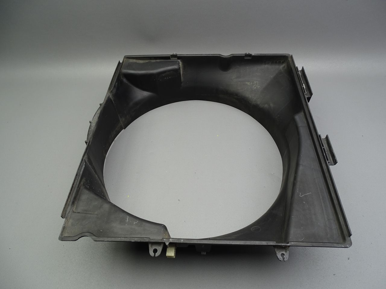 Lüfterzarge Motorlüfter Kühler 25735164 07-13 Cadillac SRX Bild 2