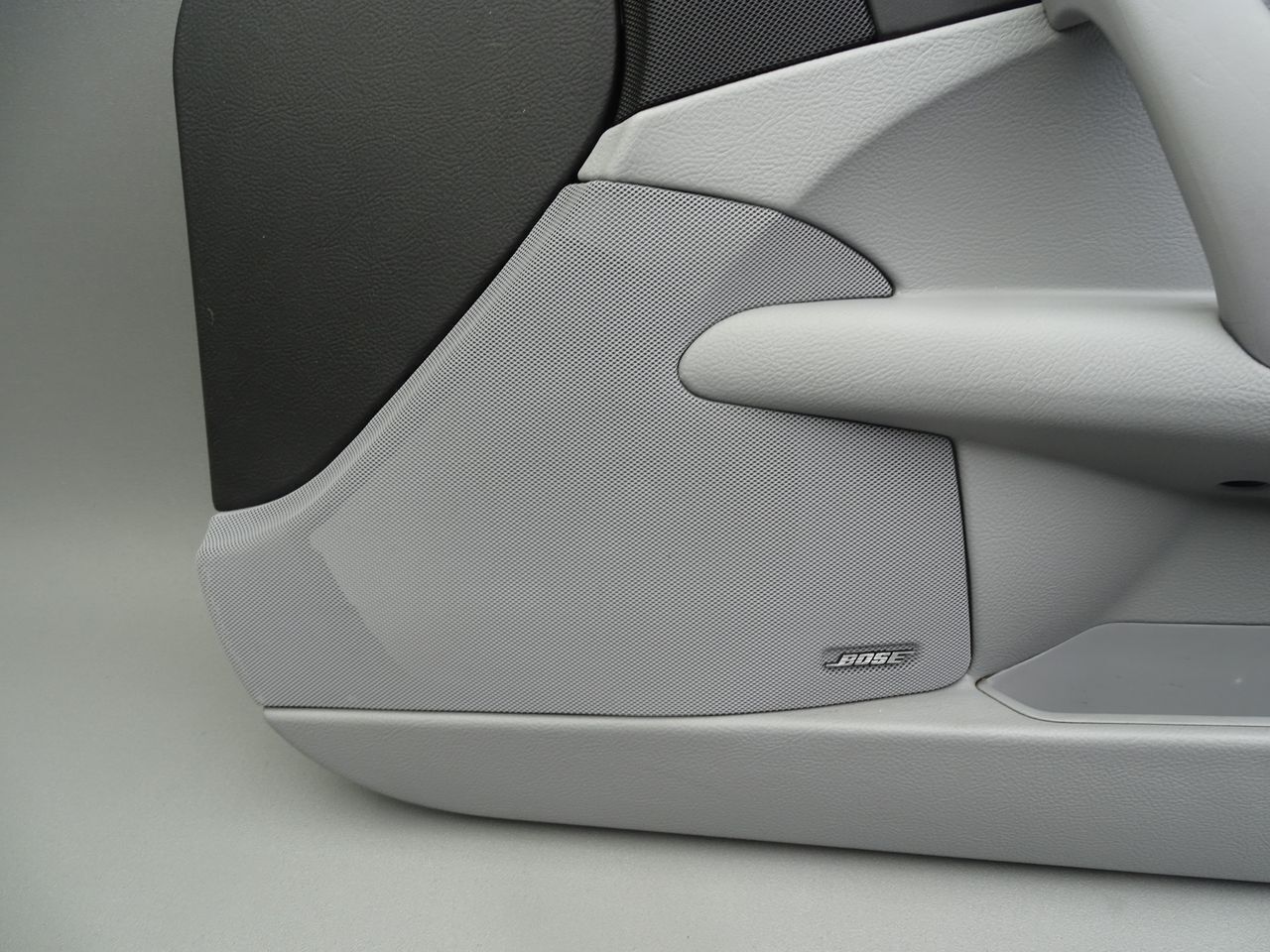 Türverkleidung Rechts Grau 15236102 05-13 Corvette C6 Bild 3