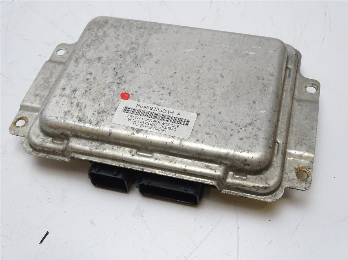 Steuergerät Front Control Module 04692230AH Chrysler 300C 3.0L V6 CRD Bild 2