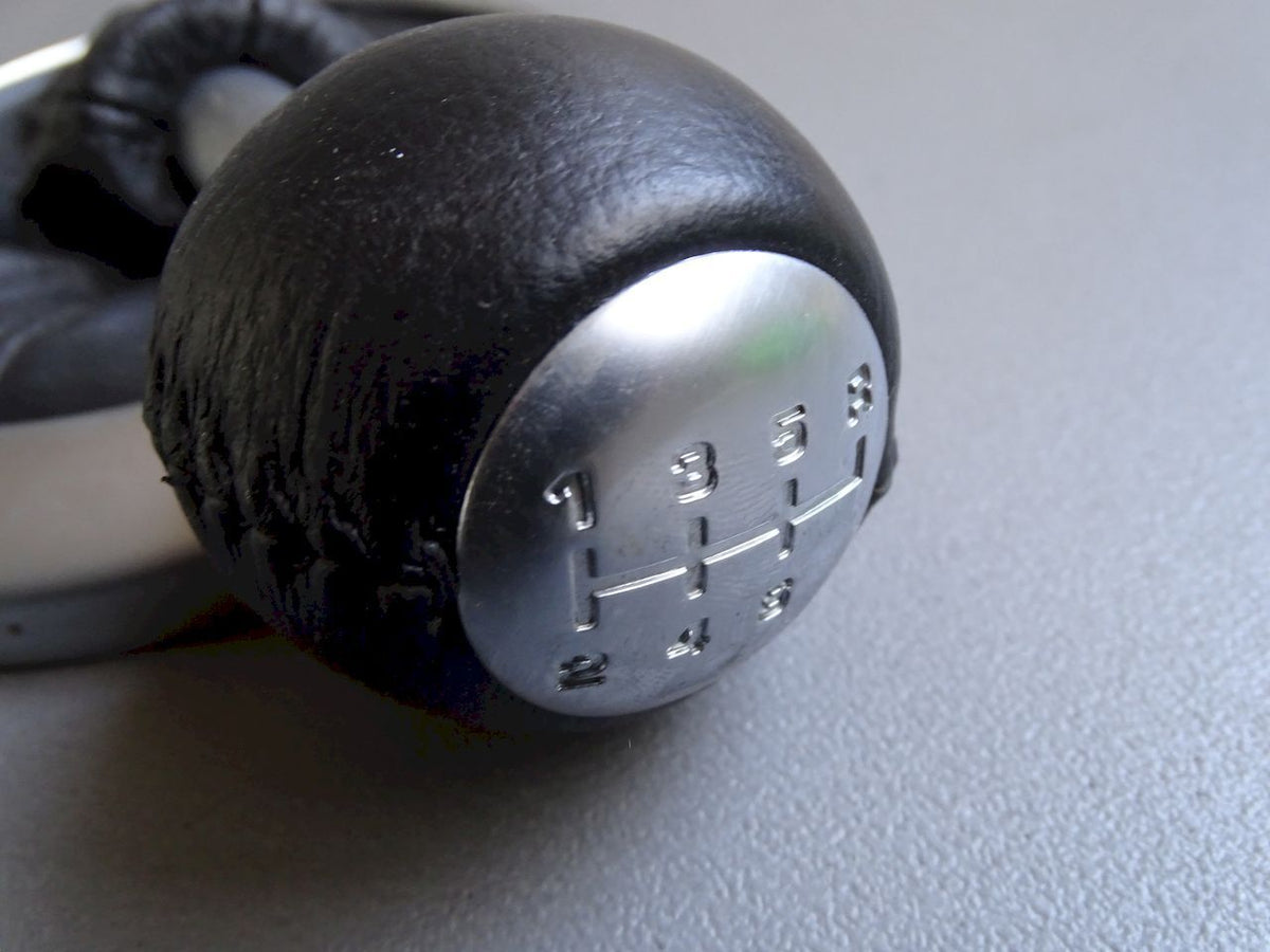 Dodge Viper SRT-10 Schaltknauf Aluring Schaltmanchette Schaltung Wählhebel Leder Bild 2