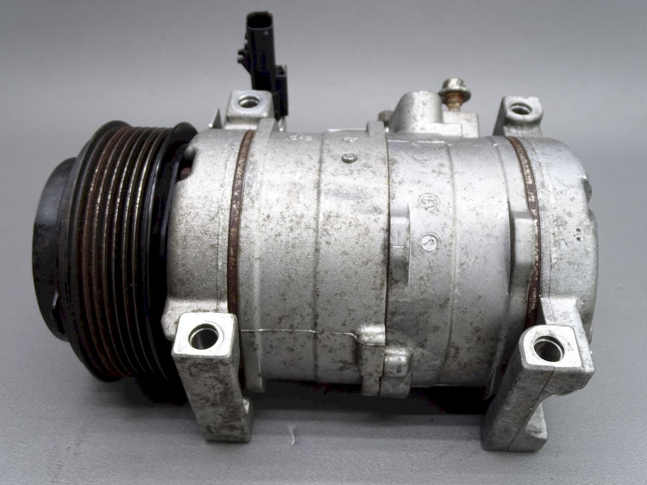 Dodge Viper SRT-10 Klimakompressor A/C compressor NC247300-109 clutch 05290012AC Bild 2