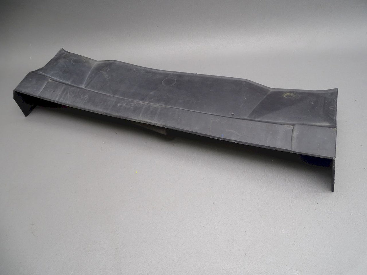 Abdeckung Vorne Spritzschutz Luftführung Kühler Stoßstange 10381295 05-13 Corvette C6 Bild 2