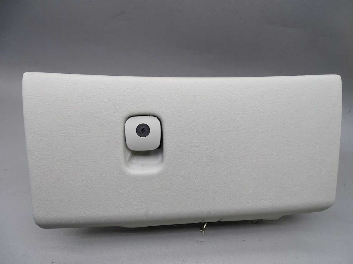 Handschuhfach Beige / Titanium 05-13 Corvette C6 Bild 1