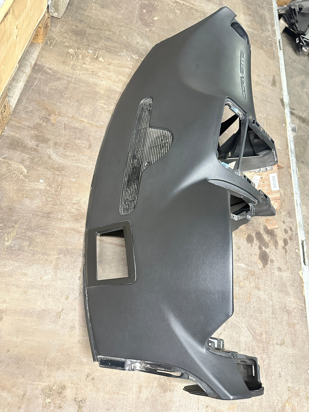 Armaturenbrett Dashboard Original Head Up 25852280 05-13 Corvette C6 6.0L LS2 – Bild 2