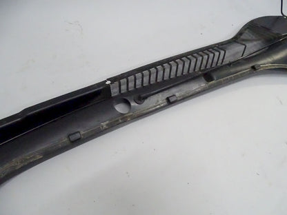 Abdeckung Wasserkasten Windabweiser Windlauf Vorne 10446063 Corvette C5 97-04 Bild 9