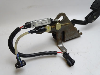 Gaspedal Elektr. verstellbar Cadillac SRX 3.6L V6 190KW 258PS Bild 3