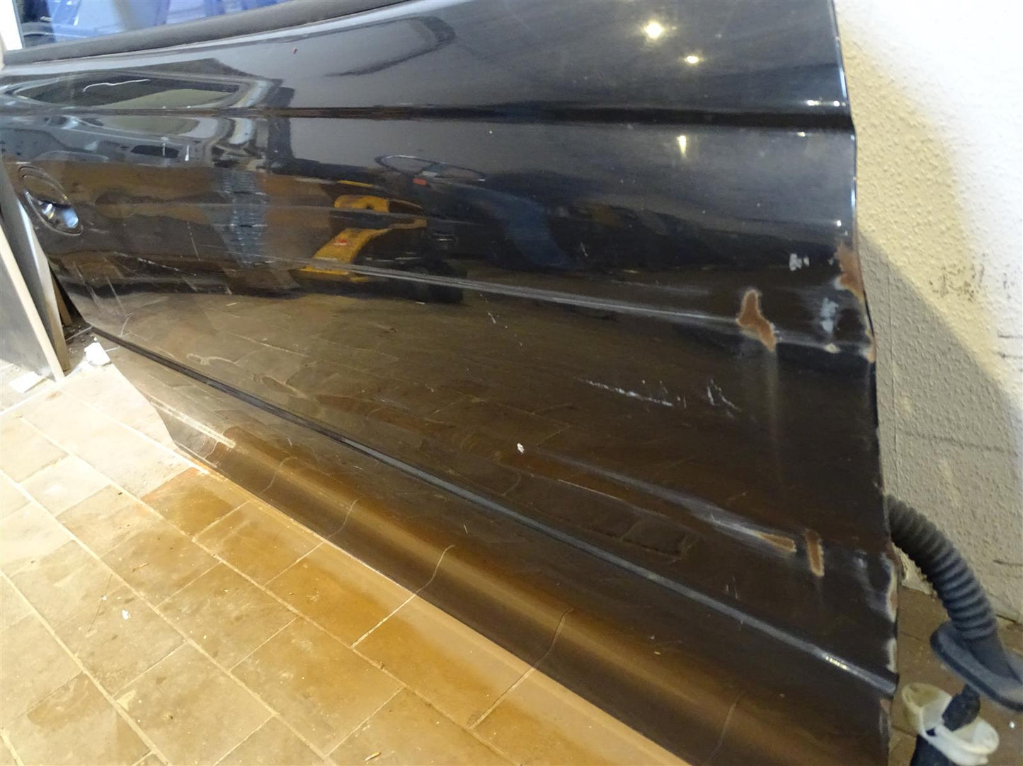 Tür Rechts Beifahrertür Schwarz Pontiac GTO 5.7L V8 LS1 260KW 354 PS Bild 2