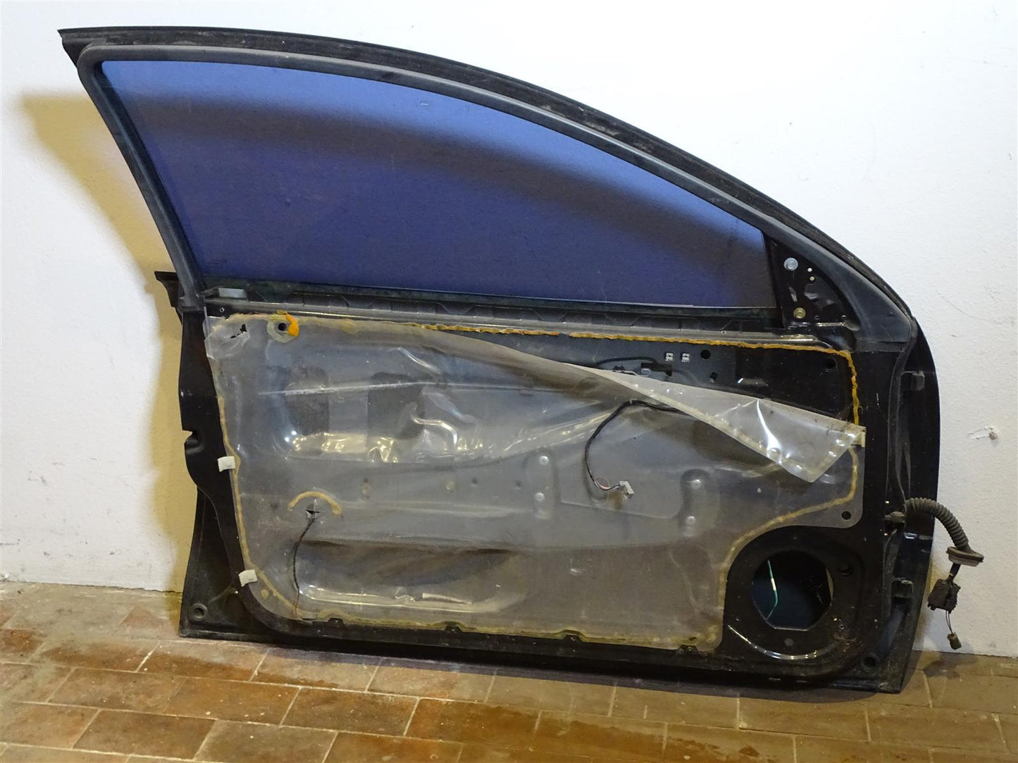 Tür Links Fahrertür Schwarz Pontiac GTO 5.7L V8 LS1 260KW 354 PS Bild 4