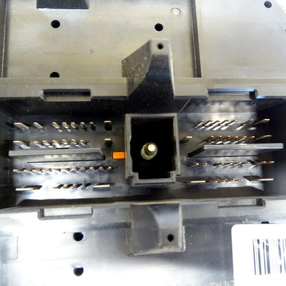 Sicherungskasten 25771741 07-13 Cadillac SRX Bild 4