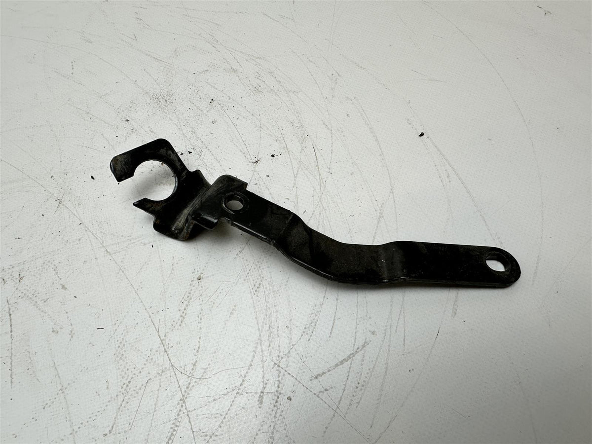 Halterung Schaltseil Automatikgetriebe 10347392 05-13 Corvette C6 Bild 1