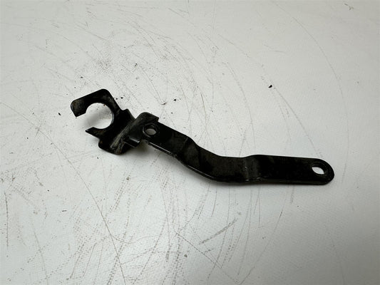 Halterung Schaltseil Automatikgetriebe 10347392 05-13 Corvette C6 Bild 1