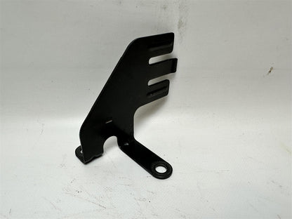Halterung Ausgleichsbehälter Servolenkung 05-13 Corvette C6 Bild 2