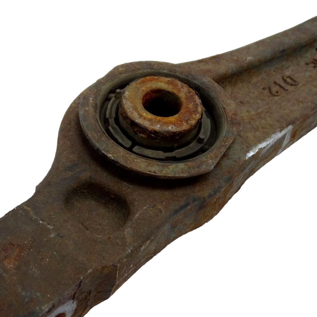 Querlenker Lenker Vorne Links Chrysler 300C 3.0 CRD 160KW 04-10 04782581AE Bild 3