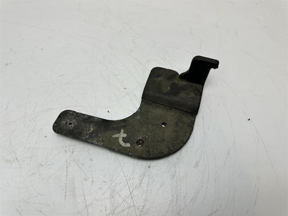 Halterung Vorne Rechts Anschlag Metall 05-13 Corvette C6 Bild 1