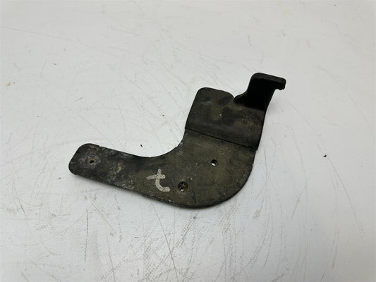 Halterung Vorne Rechts Anschlag Metall 05-13 Corvette C6 Bild 1