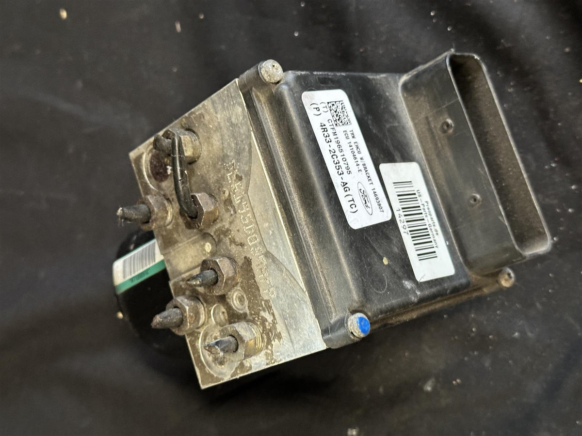 Ford Mustang V ABS Steuergerät Hydraulikblock 4R33-2C353-AG Bild 2