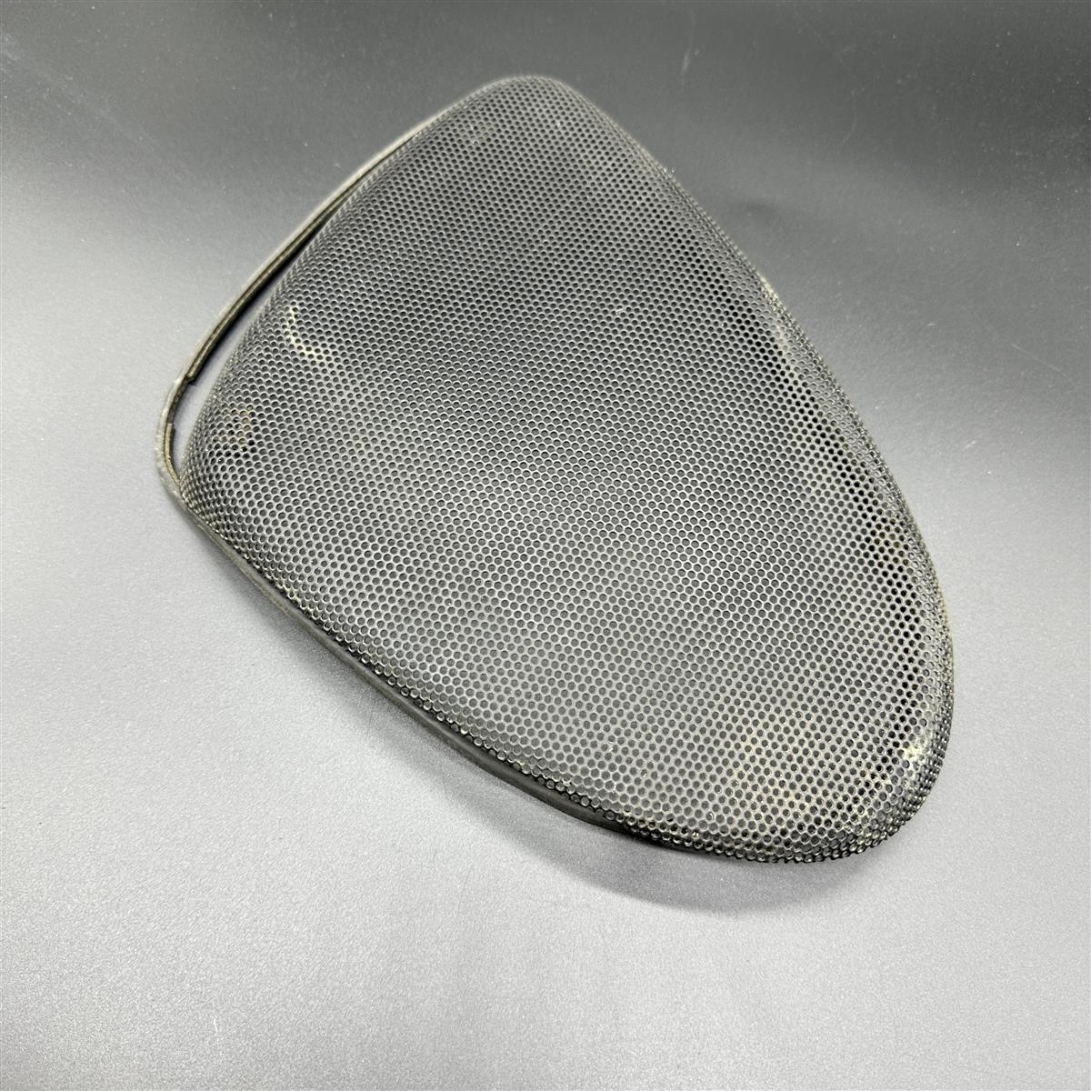 Dodge Viper RT-10 Pair OEM Hood Grille Inserts 04709249 / 04709248 Gen.1 – Bild 3