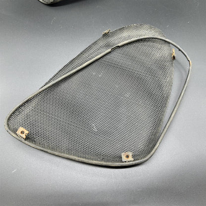 Dodge Viper RT-10 Pair OEM Hood Grille Inserts 04709249 / 04709248 Gen.1 – Bild 4