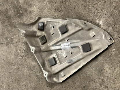 Unterbodenschutz Blech Tank Links 05-13 Corvette C6 6.0L LS2 Bild 1