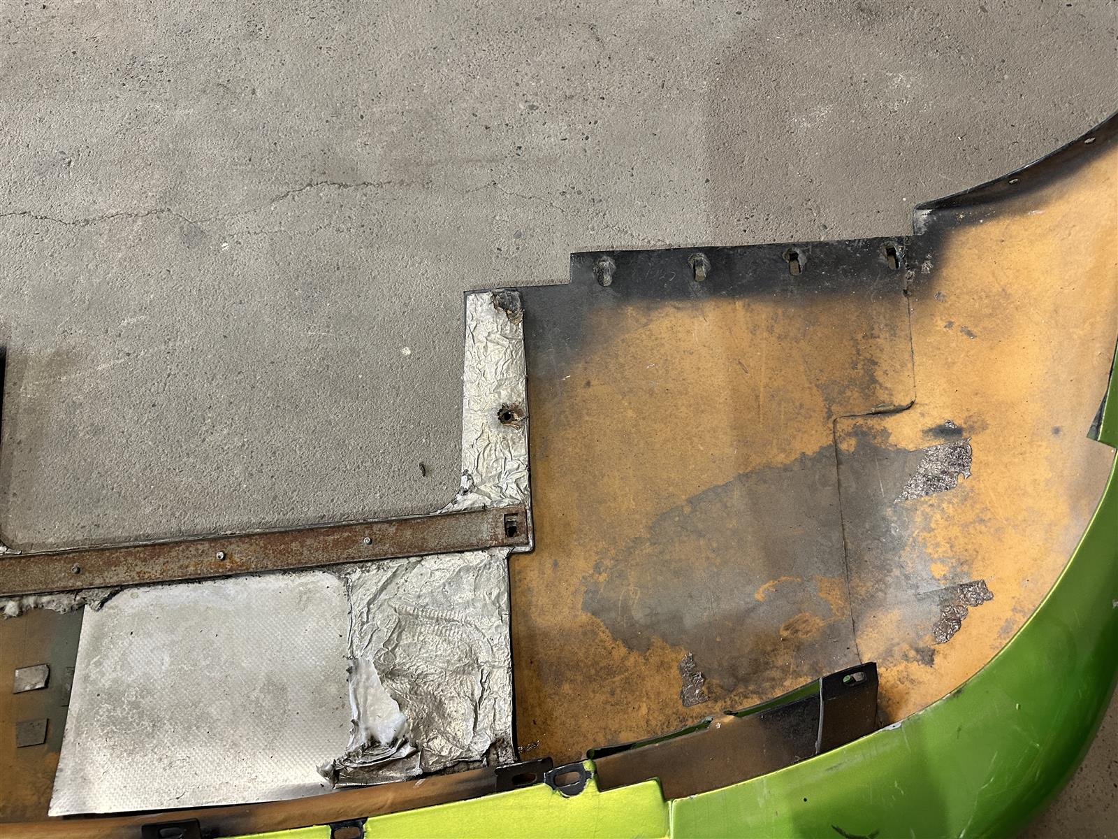 Stoßstange Hinten Heckschürze Fender Grün Dodge Viper RT-10 8.0L V10 – Bild 6