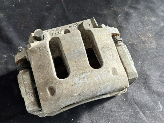 Bremssattel Bremszange Vorne Links V6 05-09 Ford Mustang V Bild 1