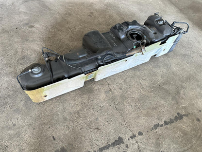 Tank Kraftstofftank Benzintank GM 15103493 Chevrolet Express Starcraft 5.3L V8 Bild 5
