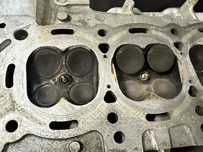 Zylinderkopf 4.6L V8 Cadillac SRX 2005 12565130 Bild 7