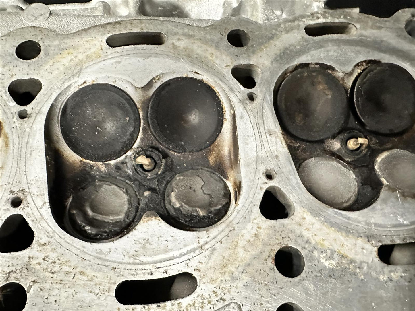 Zylinderkopf 4.6L V8 Cadillac SRX 2005 12565130 Bild 8
