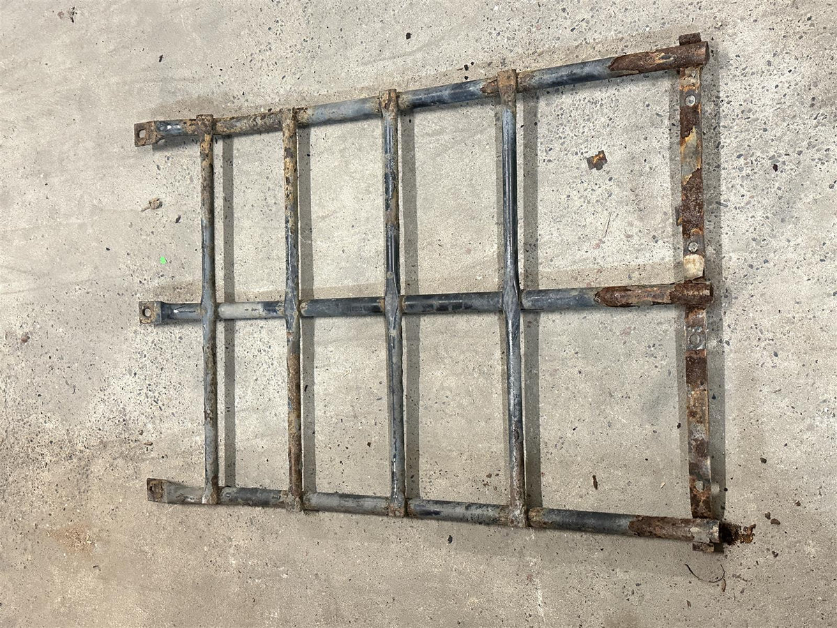 Gitter Halterung Unterfahrschutz Hummer H2 6.0L V8 Bild 1