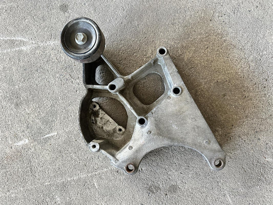 Halterung Servopumpe 12555220 1997-2004 Corvette C5 5.7L V8 Bild 1