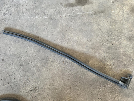 Türdichtung rechts Dodge Viper SRT-10 8.3L V10 OE 04865562AG 04865562AF
