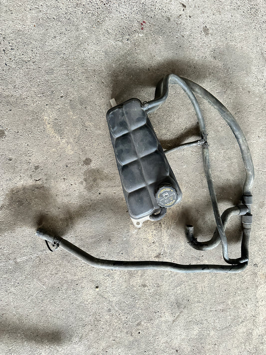 Ausgleichsbehälter Kühlwasser 10430189 1997-2004 Corvette C5 5.7L V8 Bild 1