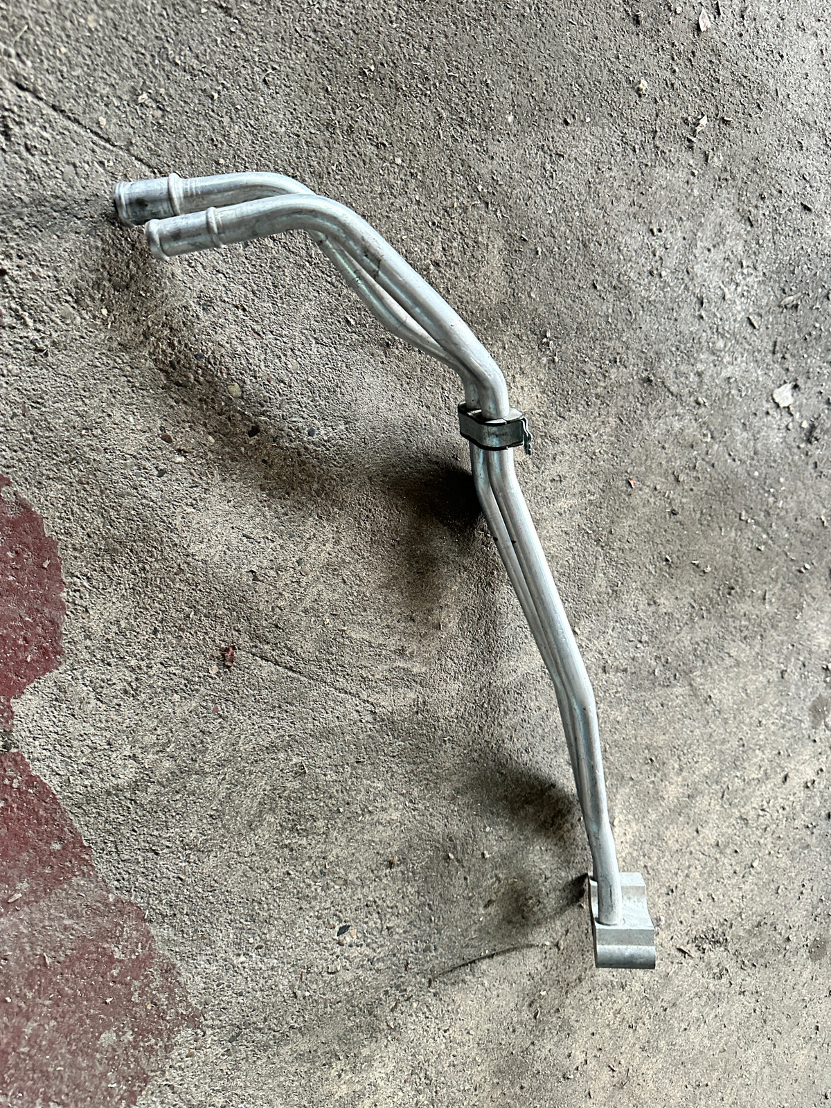 Leitung Anschluss Kühlwasserleitung 05-13 Corvette C6 6.0L LS2 Bild 1