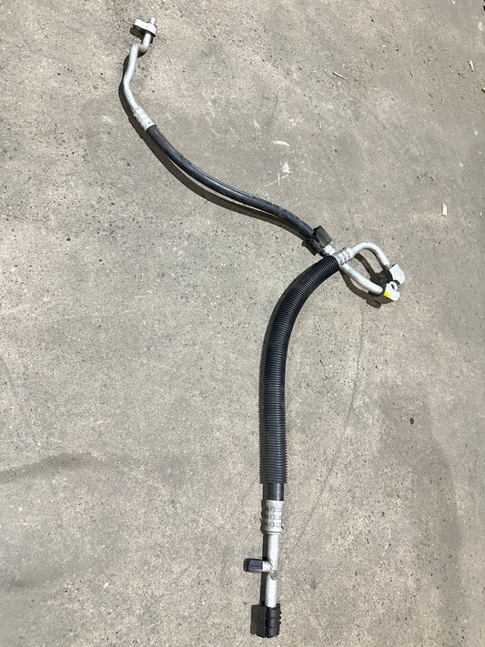 Leitung Klima AC Klimaleitung 05-13 Corvette C6 6.0L LS2 Bild 1