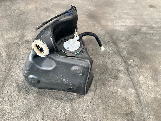 Kraftstofftank Benzintank Rechts 10310017 05-13 Corvette C6 6.0L LS2 Bild 1