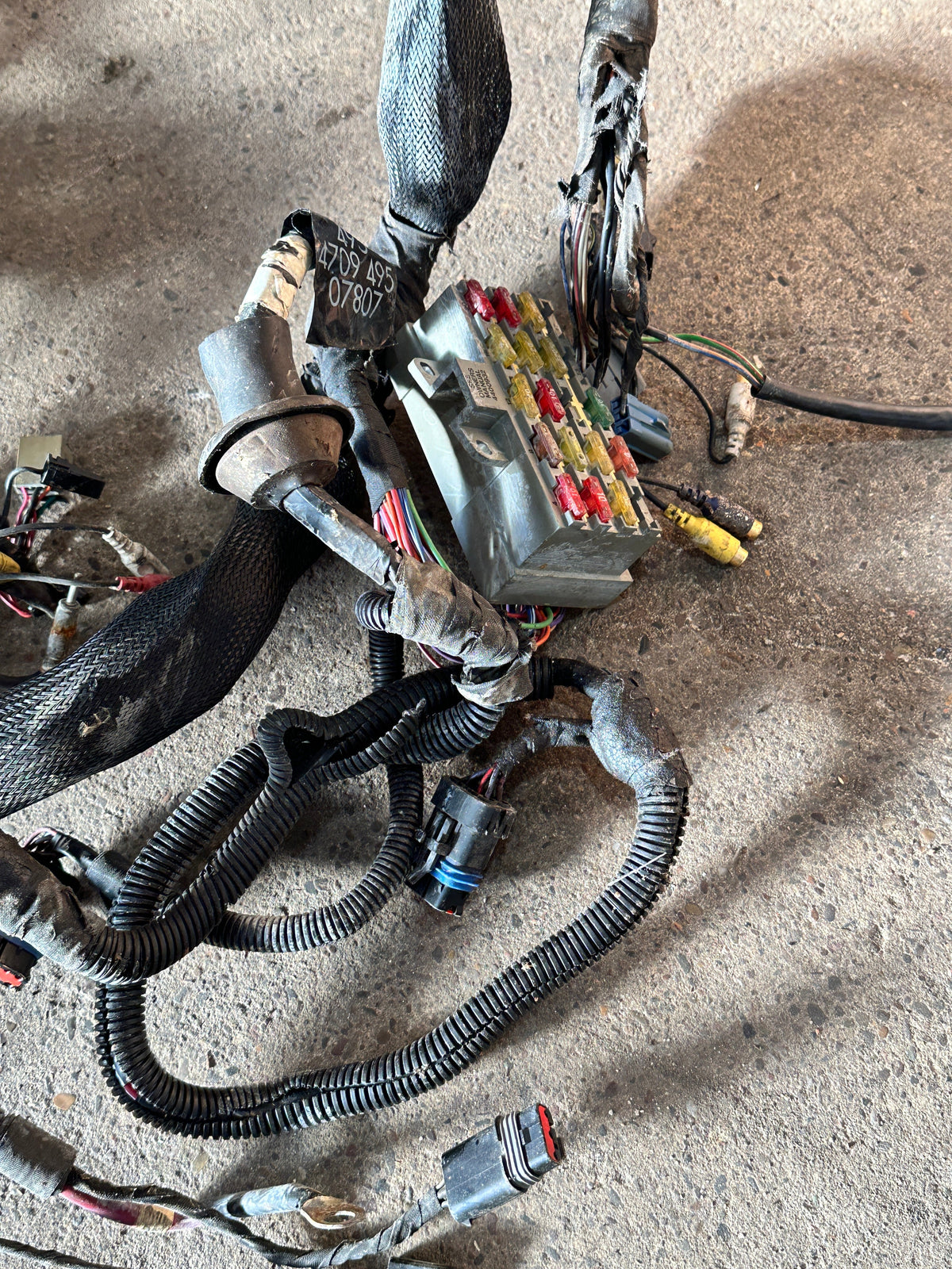 Kabelbaum Innenraum Vorne Radio Armaturenbrett 4709495 Dodge Viper RT-10 8.0L V – Bild 2