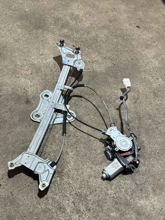 Fensterheber Vorne Links Komplett mit Motor Original 85720-24040 01-06 Lexus SC430 4.3L V8 Bild 1