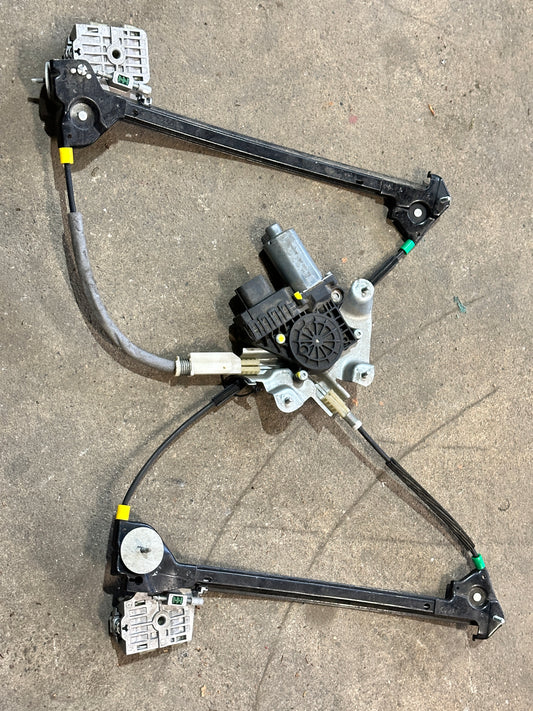 Fensterheber Vorne Rechts Seilzug Gestänge Motor 05-09 Ford Mustang V Bild 1